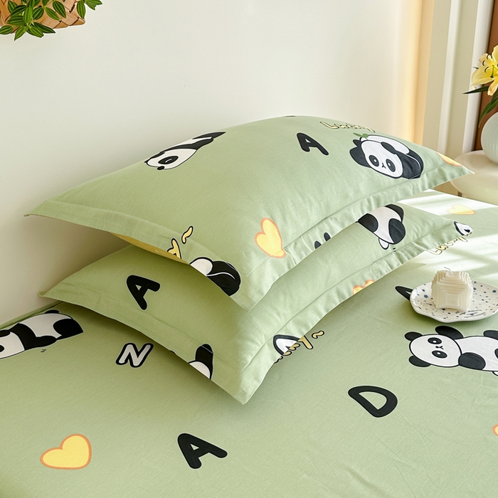 91家纺网 家纺一手货源 找家纺 棉造家居 2025新款亲肤舒适全棉纯棉印花单床笠 熊猫宝贝