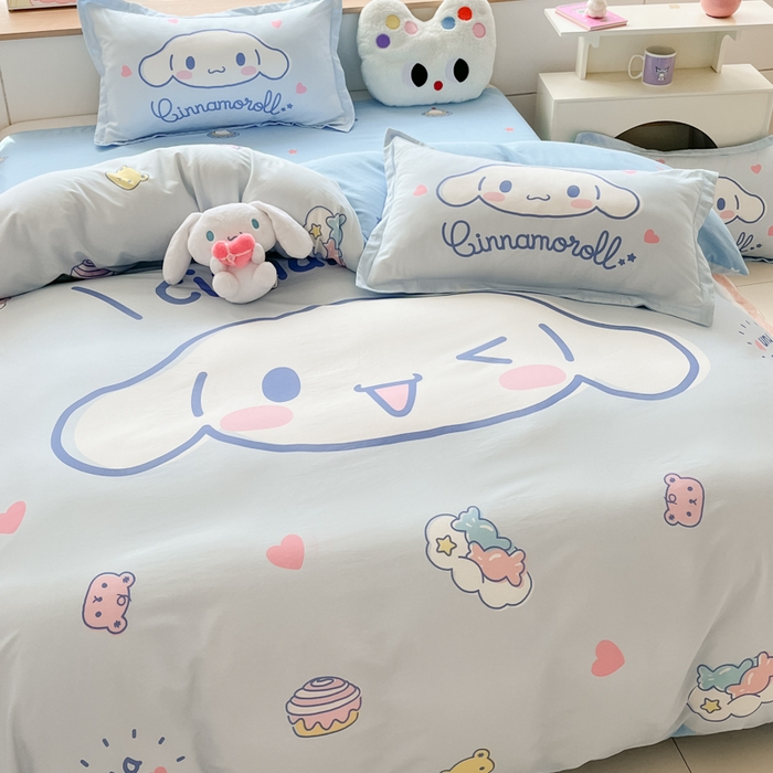 91家纺网 家纺一手货源 找家纺 博雅 2025新款三丽鸥大版印花全棉四件套专版花型 全棉大版（升级款信封枕）开心玉桂狗