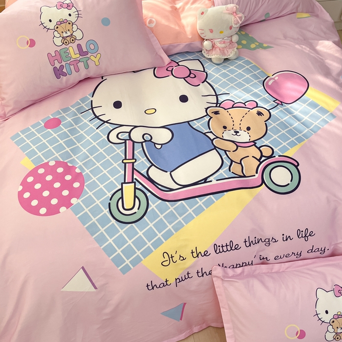 91家纺网 家纺一手货源 找家纺 博雅 2025新款三丽鸥大版印花全棉四件套专版花型 全棉大版（升级款信封枕）滑板KT猫