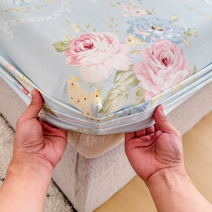 91家纺网 家纺一手货源 找家纺 棉造家居 2025新款亲肤舒适全棉纯棉印花单床笠 花涧烟雨