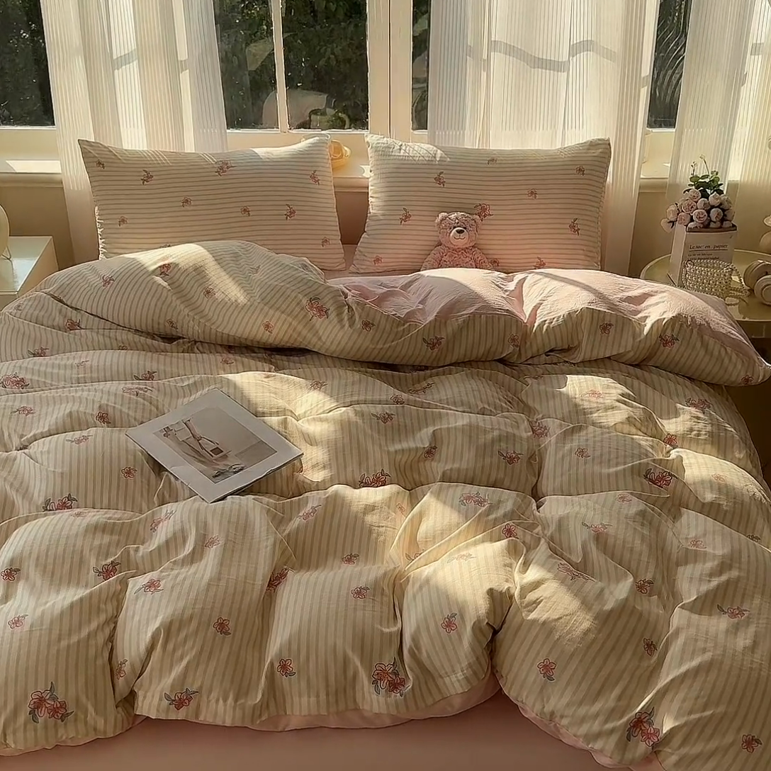 91家纺网 家纺一手货源 找家纺  赫然 2026新款水洗双层纱四件套 樱花季