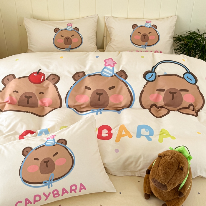 91家纺网 家纺一手货源 找家纺 博雅 2025新款卡皮巴拉系列全棉印花四件套 音乐卡皮巴拉