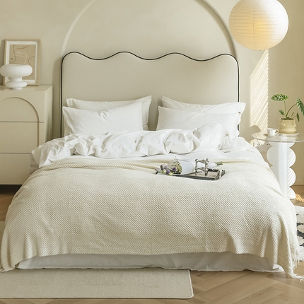 91家纺网 家纺一手货源 找家纺 朴尔家纺-毛巾被 2025新款波波风流苏柔糯毯床尾毯沙发巾 波波流苏柔糯毯-奶白