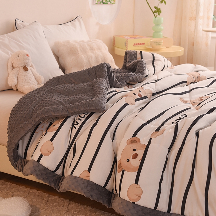 91家纺网 家纺一手货源 找家纺 云家 2025新款豆豆绒被子被芯夏凉被空调被四季被 欢乐小熊