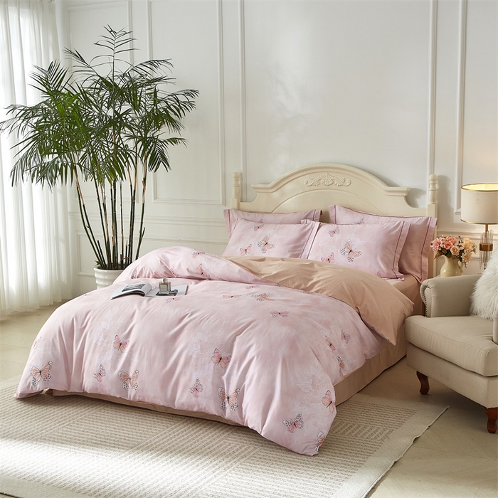 91家纺网 家纺一手货源 找家纺 曼秀琳 2025新款铂金棉数码印花四件套(全棉133*76) 浅梦-粉