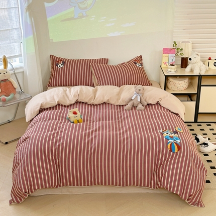 91家纺网 家纺一手货源 找家纺 珺柔家纺 2025新款全棉双层纱毛巾绣四件套 马戏团小狗