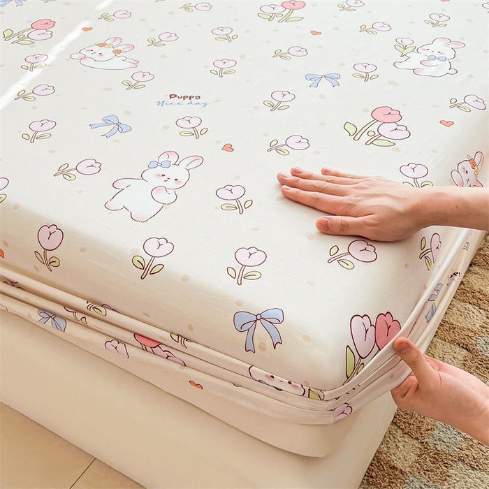 91家纺网 家纺一手货源 找家纺 雯豆2025春夏新品全棉床笠三件套学生成人印花纯棉床罩 全棉床笠-小兔乖乖