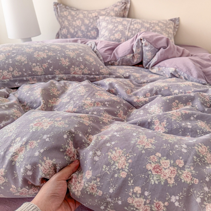 91家纺网 家纺一手货源 找家纺 喜四方 2025新款全棉A类母婴级抗菌全棉双层纱四件套 玛德琳娜-紫