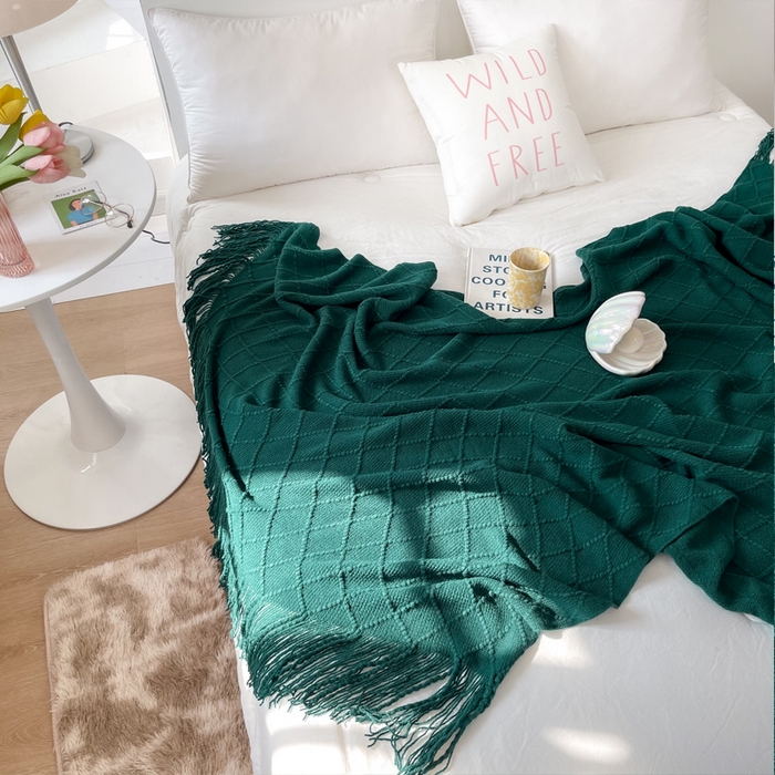 91家纺网 家纺一手货源 找家纺 朴尔家纺-毛巾被 2025新款菱形格条纹流苏手工针织毯 墨绿色