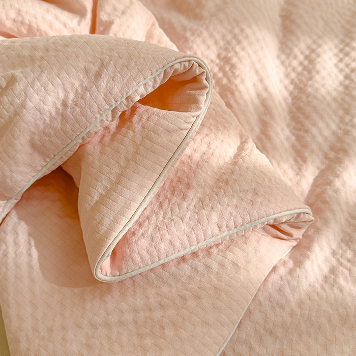 91家纺网 家纺一手货源 找家纺 （总）睡棉坊 2025新款A类泡泡棉夏被韩版原创设计刺绣款空调被夏凉被