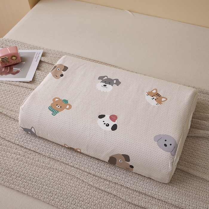 91家纺网 家纺一手货源 找家纺 翎盈家纺 2025新款纯棉小清新乳胶枕专用枕套 哈皮犬