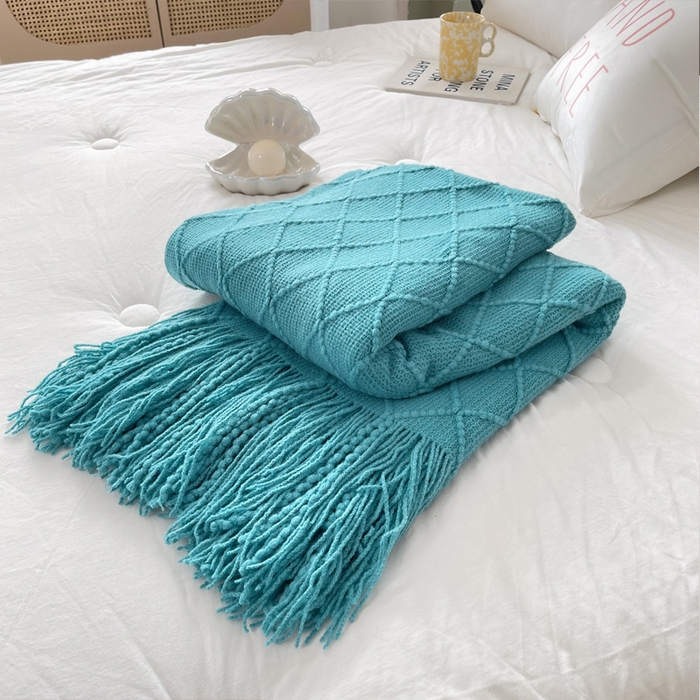 91家纺网 家纺一手货源 找家纺 朴尔家纺-毛巾被 2025新款菱形格条纹流苏手工针织毯 湖蓝色