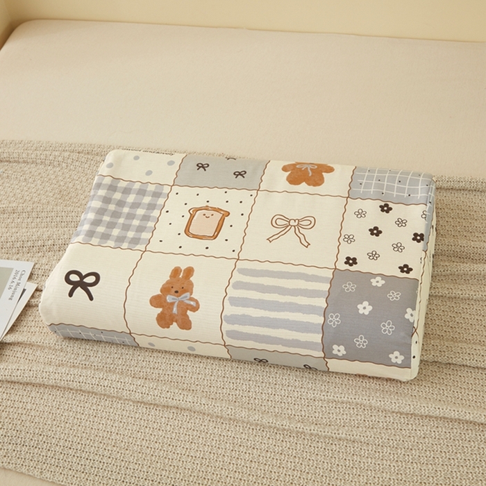 91家纺网 家纺一手货源 找家纺 翎盈家纺 2025新款纯棉小清新乳胶枕专用枕套 布偶小熊