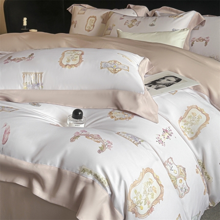 91家纺网 家纺一手货源 找家纺 蓝米卡夫 2025新品-50支天丝莱赛尔数码印花夏被+四件套（礼盒包装） 洛丽塔-粉