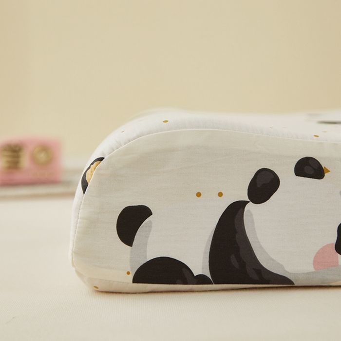 91家纺网 家纺一手货源 找家纺 翎盈家纺 2025新款纯棉小清新乳胶枕专用枕套 字母熊猫