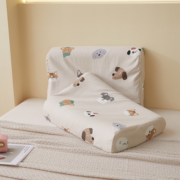 91家纺网 家纺一手货源 找家纺 翎盈家纺 2025新款纯棉小清新乳胶枕专用枕套 哈皮犬