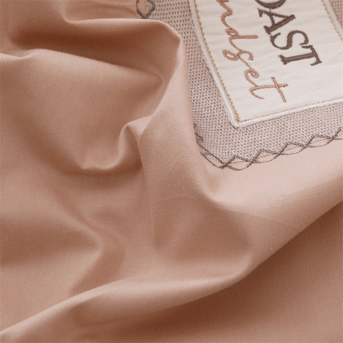 91家纺网 家纺一手货源 找家纺 艾莱家纺 2025新款A类精梳贴布纯棉刺绣花四件套-星澜 星澜-美拉德