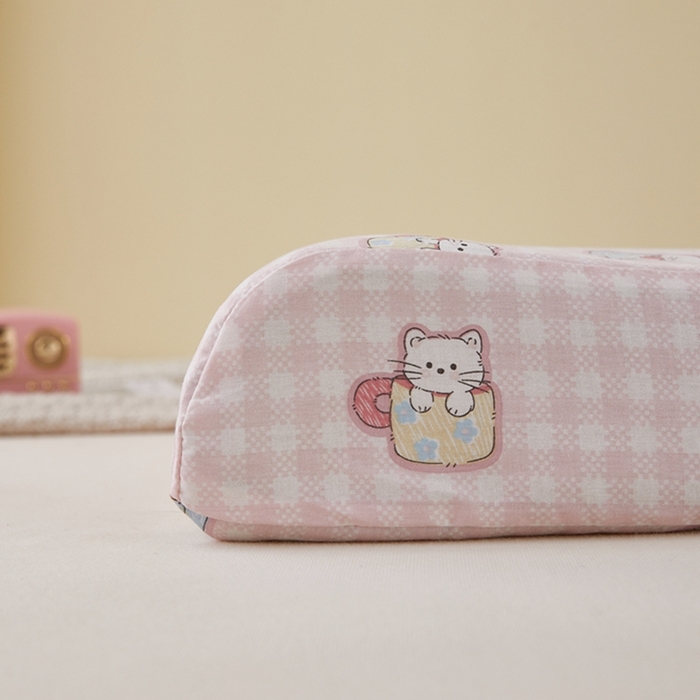 91家纺网 家纺一手货源 找家纺 翎盈家纺 2025新款纯棉小清新乳胶枕专用枕套 可爱家族