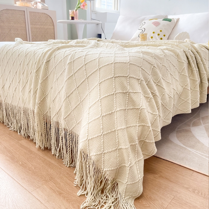 91家纺网 家纺一手货源 找家纺 朴尔家纺-毛巾被 2025新款菱形格条纹流苏手工针织毯 米白色