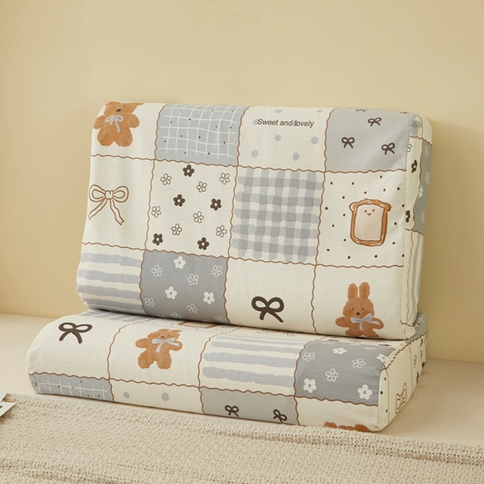 91家纺网 家纺一手货源 找家纺 翎盈家纺 2025新款纯棉小清新乳胶枕专用枕套 布偶小熊