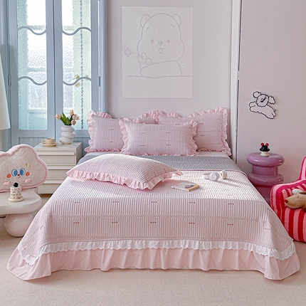 91家纺网 家纺一手货源 找家纺 栩裕纺织 2025新款斜纹床盖三件套-爱心 爱心-粉色