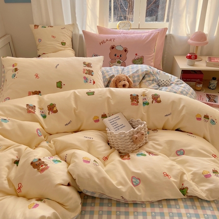 91家纺网 家纺一手货源 找家纺 （总）桃喜 2025春夏新款全棉13372大版枕套混搭系列四件套（会员-5）