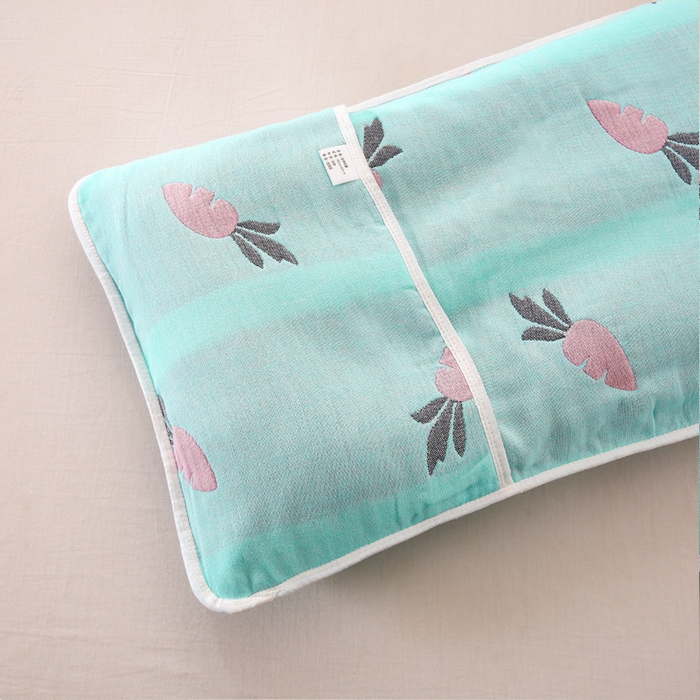 91家纺网 家纺一手货源 找家纺 朴尔家纺-毛巾被 2025新款A类全棉卡通六层纱布儿童枕套 多彩胡萝卜兰