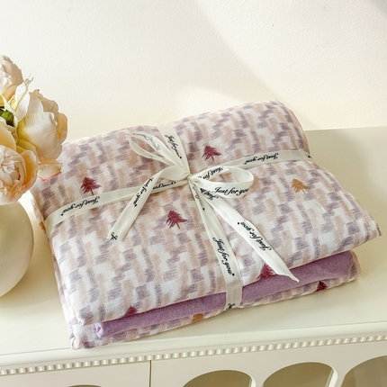 91家纺网 家纺一手货源 找家纺 喜四方 2025新款全棉A类母婴级抗菌全棉双层纱四件套 积木-紫