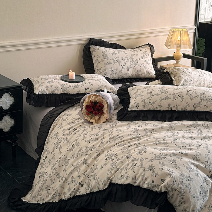 91家纺网 家纺一手货源 找家纺 蓝邻家纺 2025年新款全棉法式复古真丝绉花边四件套系列 忘忧