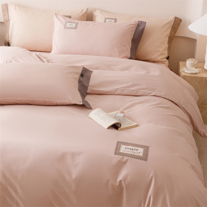 91家纺网 家纺一手货源 找家纺 艾莱家纺 2025新款A类精梳贴布纯棉刺绣花四件套-星澜 星澜-蜜糖粉