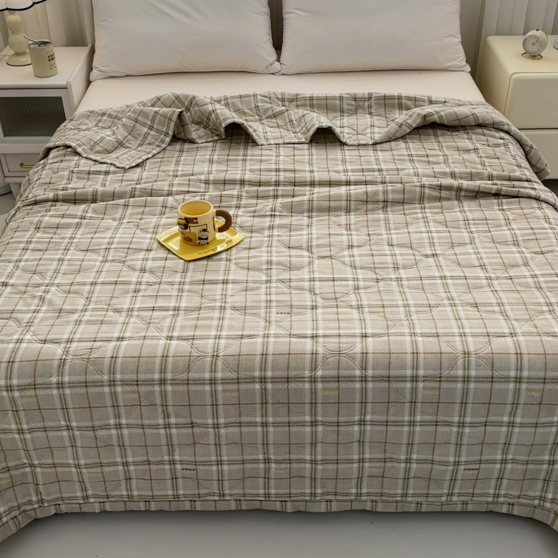 91家纺网 家纺一手货源 找家纺 悦织湾2025新款芦荟棉亲肤绒夏被钻石绒超声波夏凉被批发福利赠品礼品被 芳华