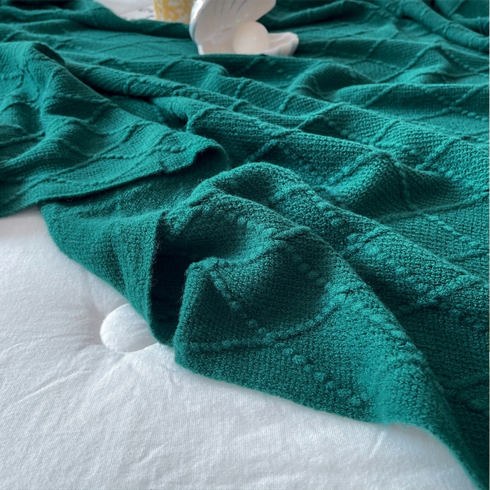 91家纺网 家纺一手货源 找家纺 朴尔家纺-毛巾被 2025新款菱形格条纹流苏手工针织毯 墨绿色