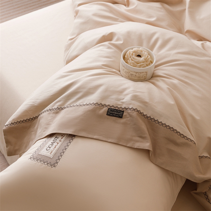 91家纺网 家纺一手货源 找家纺 艾莱家纺 2025新款A类精梳贴布纯棉刺绣花四件套-星澜 星澜-小米