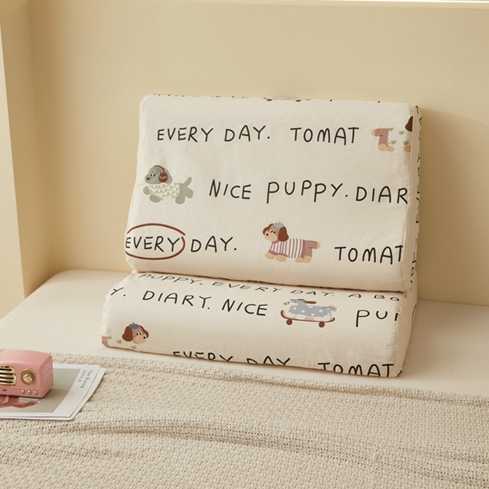 91家纺网 家纺一手货源 找家纺 翎盈家纺 2025新款纯棉小清新乳胶枕专用枕套 运动狗狗