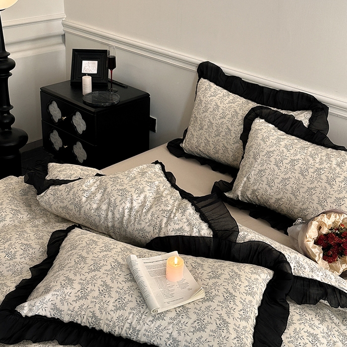 91家纺网 家纺一手货源 找家纺 蓝邻家纺 2025年新款全棉法式复古真丝绉花边四件套系列 瑞莎-灰