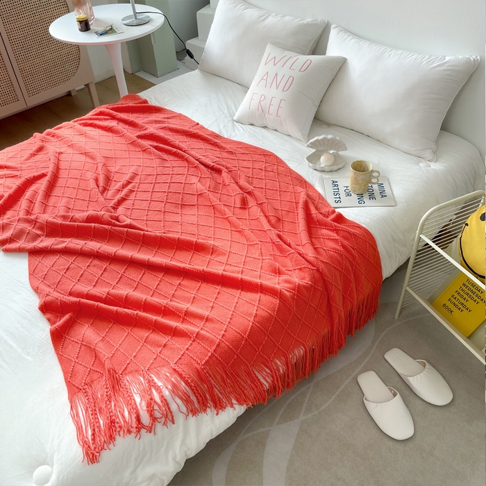 91家纺网 家纺一手货源 找家纺 朴尔家纺-毛巾被 2025新款菱形格条纹流苏手工针织毯 大红色