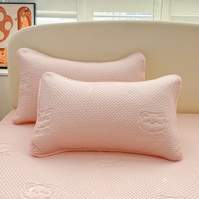 91家纺网 家纺一手货源 找家纺 喜居 2025新款幸运多-夹棉床笠系列 幸运多-樱粉