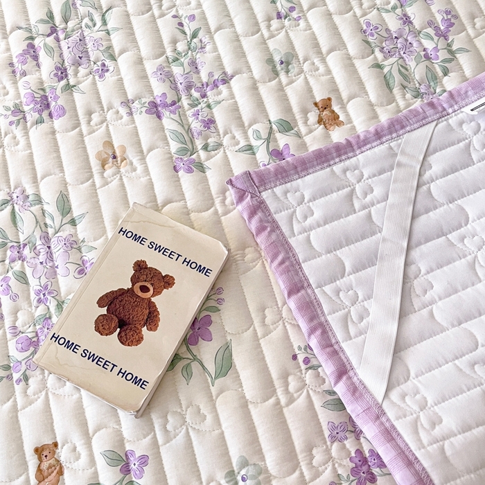 91家纺网 家纺一手货源 找家纺 Sweet dreams甜梦 2025新款全棉卡通小清新棉垫子床垫旅行垫 小熊花语