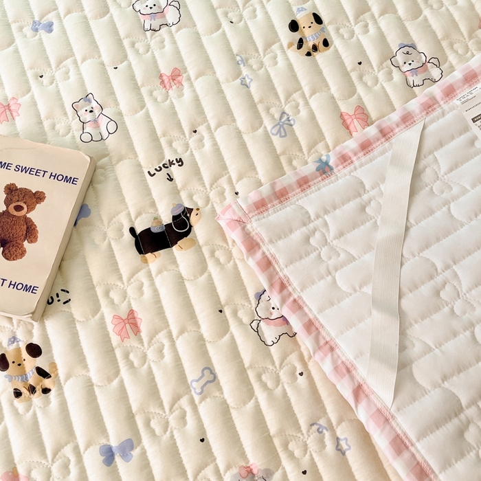 91家纺网 家纺一手货源 找家纺 Sweet dreams甜梦 2025新款全棉卡通小清新棉垫子床垫旅行垫 蝴蝶结狗狗