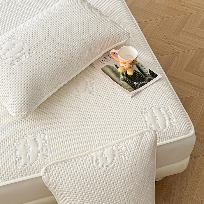 91家纺网 家纺一手货源 找家纺 喜居 2025新款幸运多-夹棉床笠系列 幸运多-米白