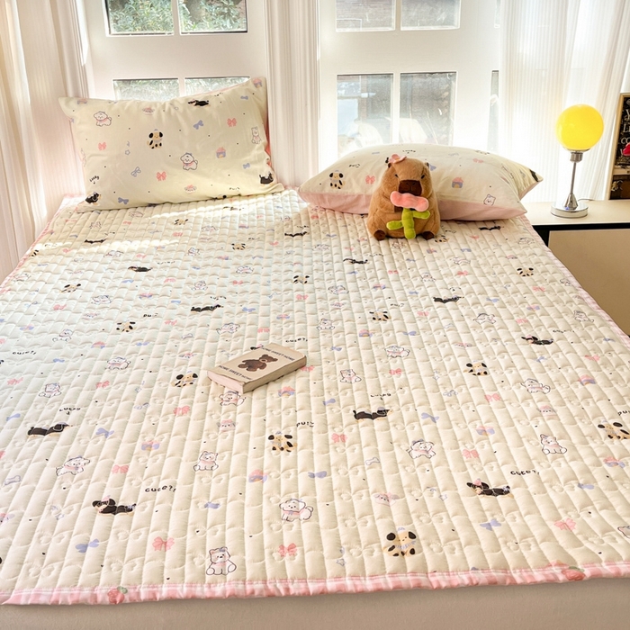 91家纺网 家纺一手货源 找家纺 Sweet dreams甜梦 2025新款全棉卡通小清新棉垫子床垫旅行垫 蝴蝶结狗狗