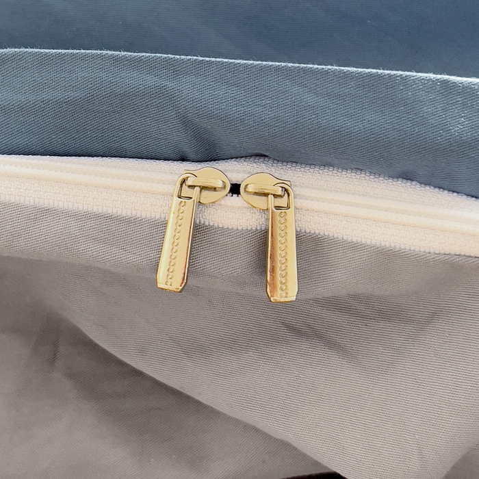 91家纺网 家纺一手货源 找家纺 眠博士 2025新款全棉40支纯色系列单被套 全棉拼色-宝蓝+银灰