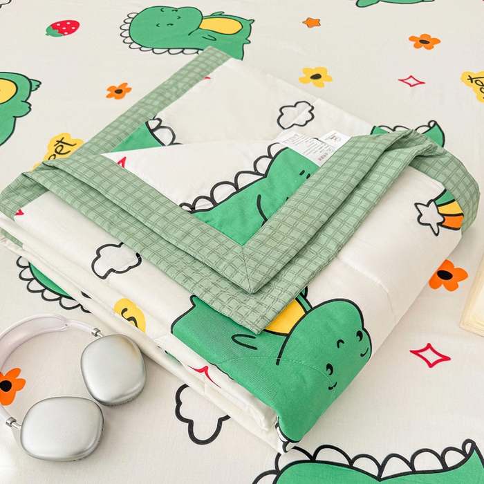 91家纺网 家纺一手货源 找家纺 棉造家居 2025新款春夏全棉纯棉印花夏被夏凉被空调被 恐龙宝贝