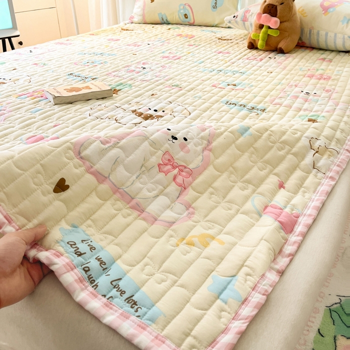 91家纺网 家纺一手货源 找家纺 Sweet dreams甜梦 2025新款全棉卡通小清新棉垫子床垫旅行垫 萌趣乐园