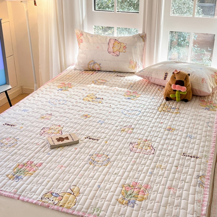 91家纺网 家纺一手货源 找家纺 Sweet dreams甜梦 2025新款全棉卡通小清新棉垫子床垫旅行垫 花花小猫