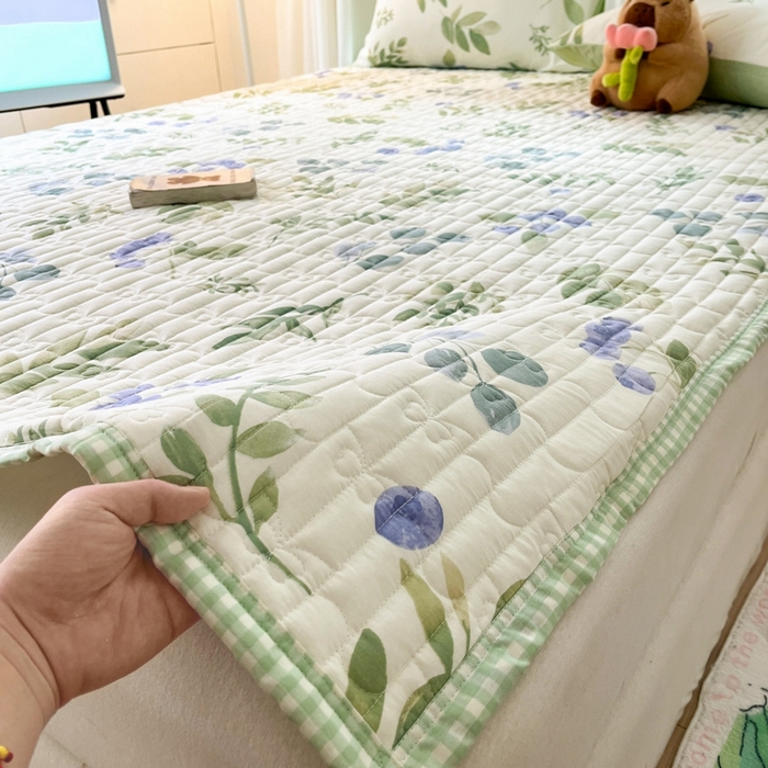 91家纺网 家纺一手货源 找家纺 Sweet dreams甜梦 2025新款全棉卡通小清新棉垫子床垫旅行垫 半夏