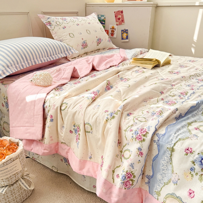 91家纺网 家纺一手货源 找家纺 棉造家居 2025新款春夏全棉纯棉印花夏被夏凉被空调被 芳菲羽