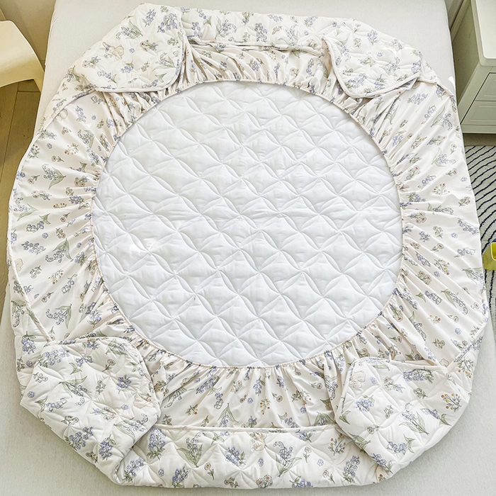 91家纺网 家纺一手货源 找家纺 豪选家纺 2025春夏四季新款新品有氧双层纱印花夹棉床笠床护罩床垫保护套 兔影醉花涧