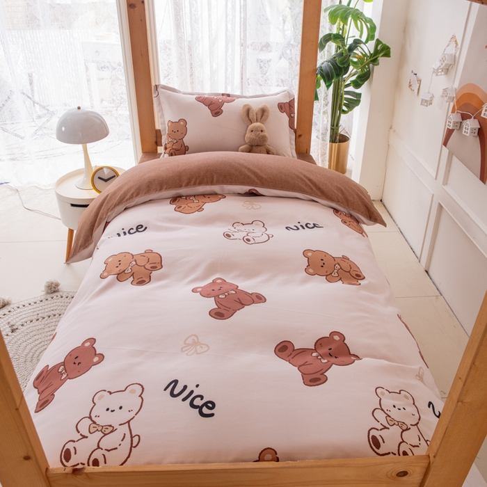 91家纺网 家纺一手货源 找家纺 乐居坊  2025新款柔软亲肤印花四件套宿舍床 Nice小熊