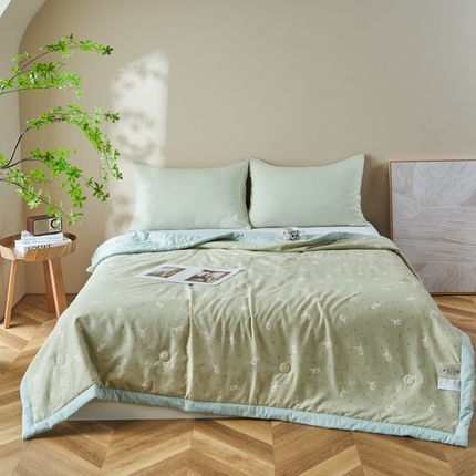 91家纺网 家纺一手货源 找家纺 森林人 2025新款A类针织棉大豆夏凉被 萌兔绿